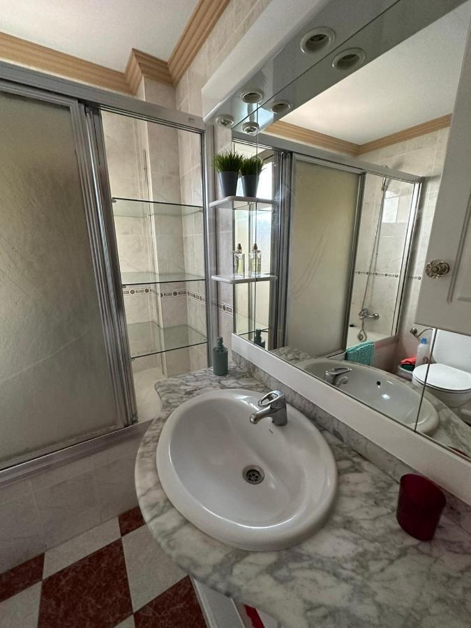 Casa Emilio Villa Pulianas Екстериор снимка
